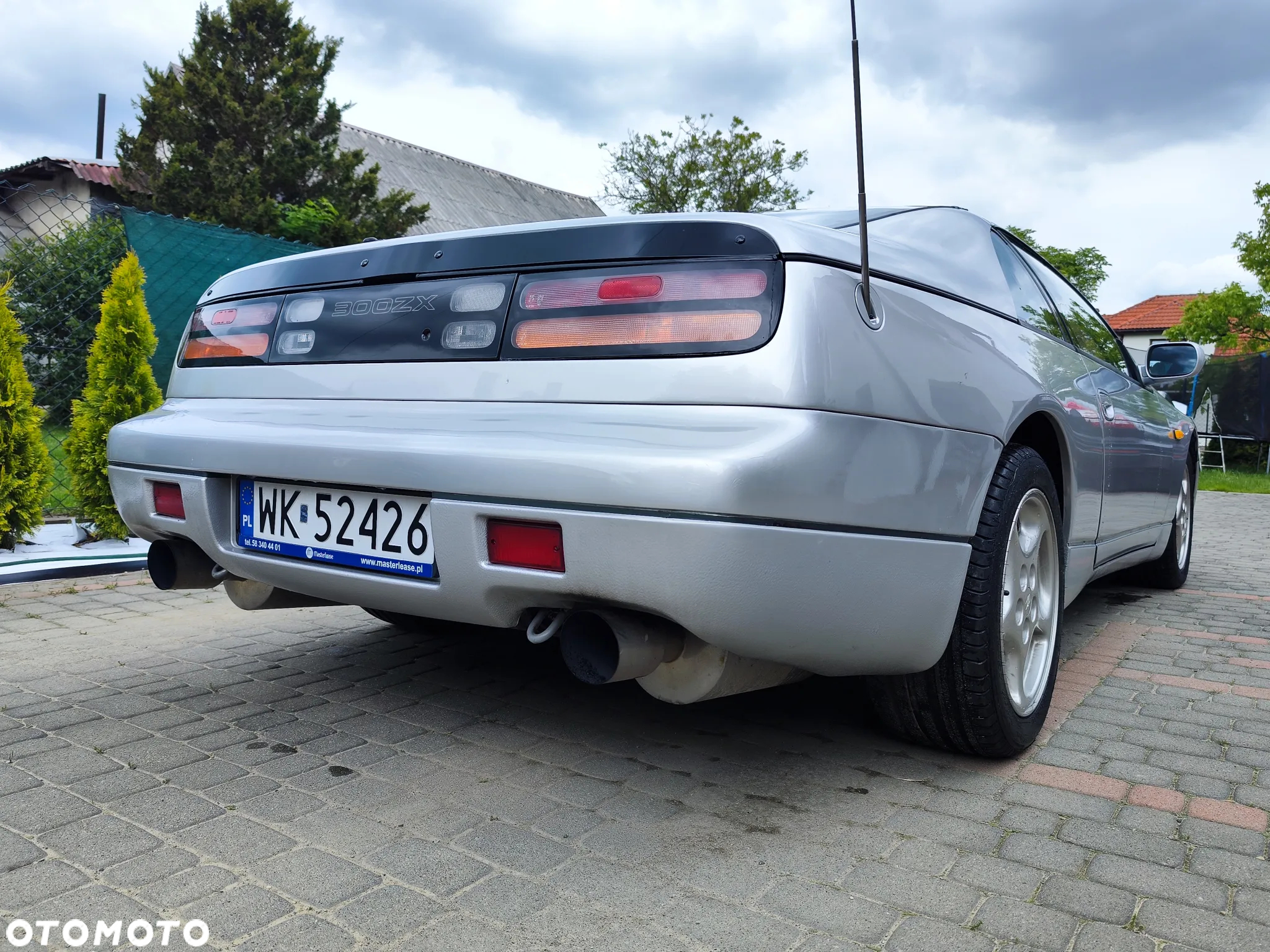 Nissan 300 ZX - 4