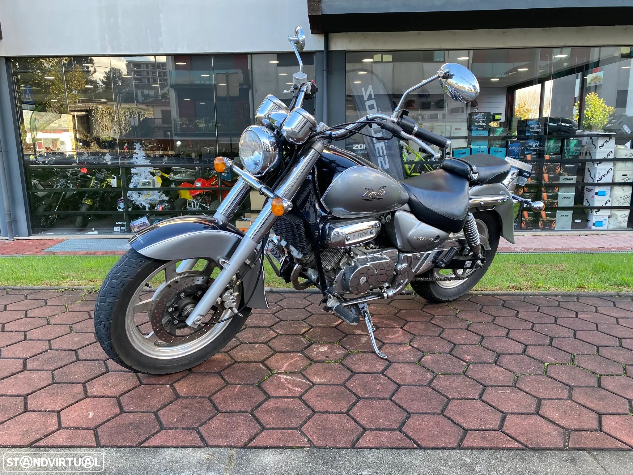 Hyosung GV Moto como nova - 1
