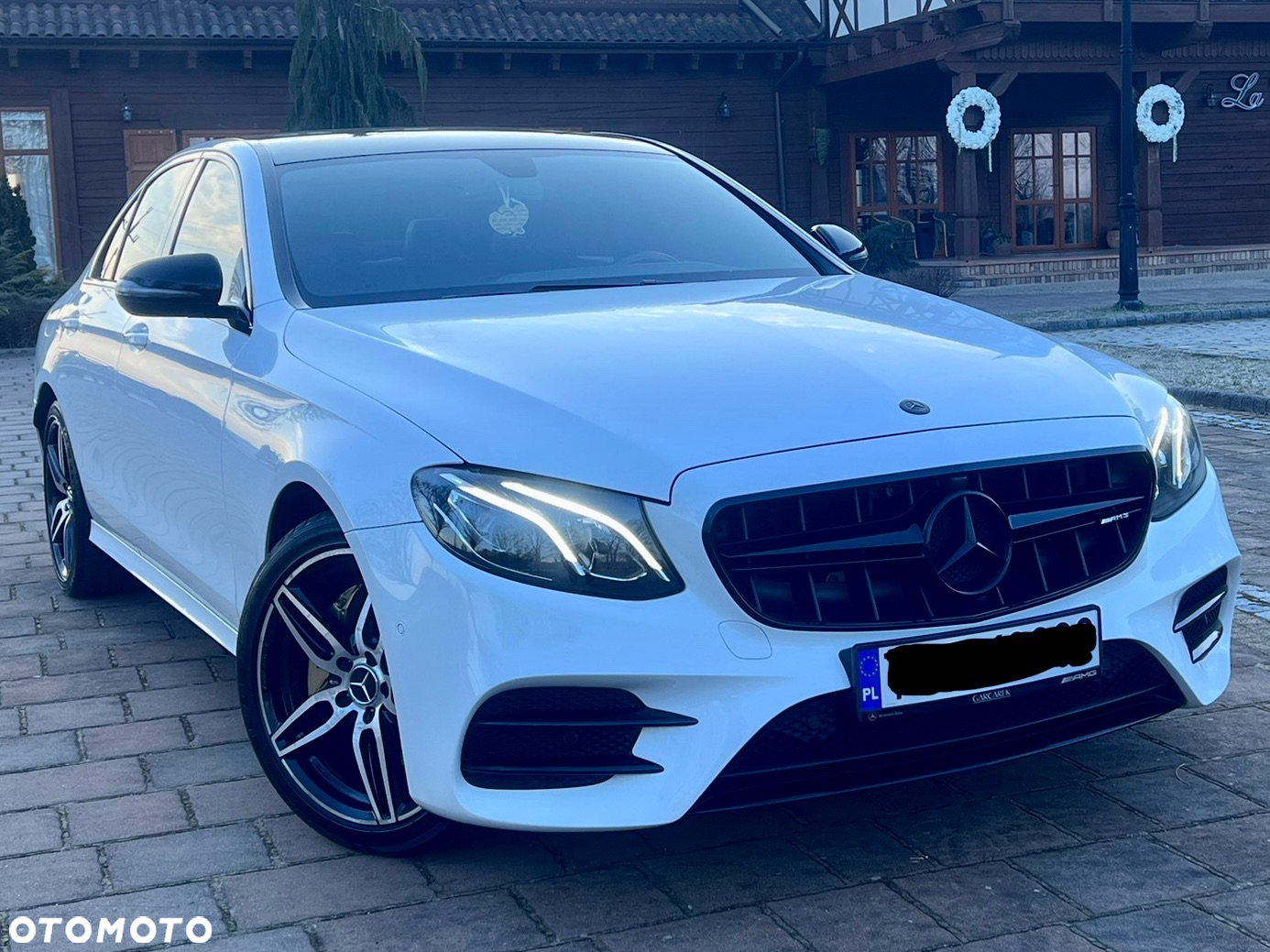 Mercedes-Benz Klasa E - 9