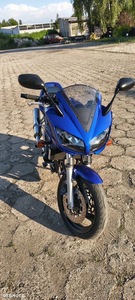 Yamaha FZS - 1