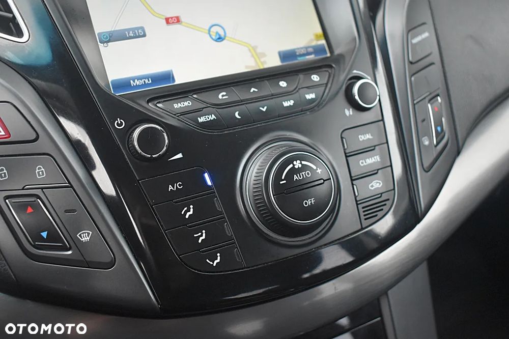 Hyundai i40 1.7 CRDi Comfort + - 24