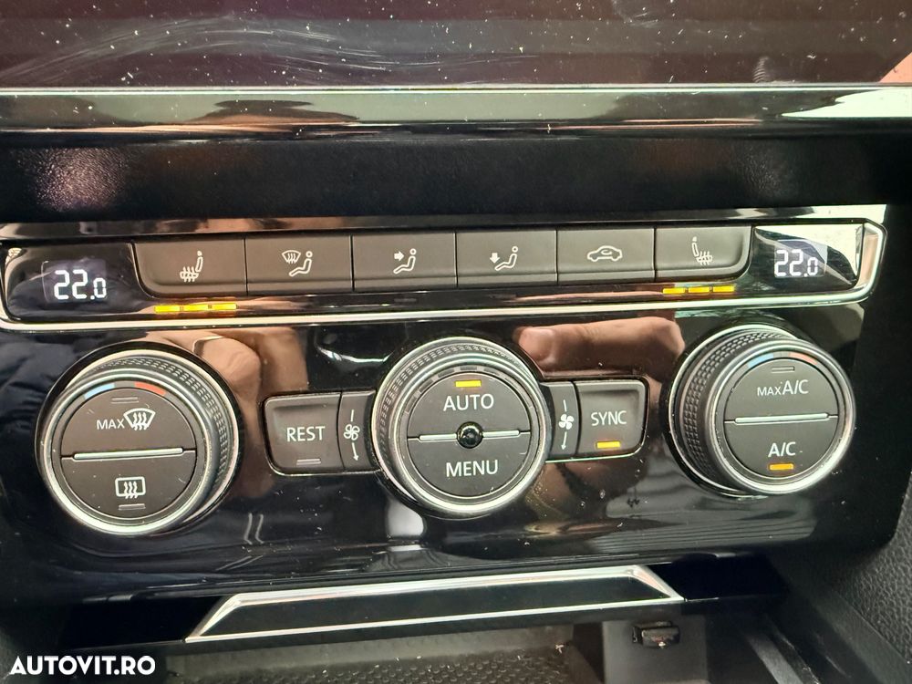 VOLKSWAGEN Passat 2018 — imagine 12