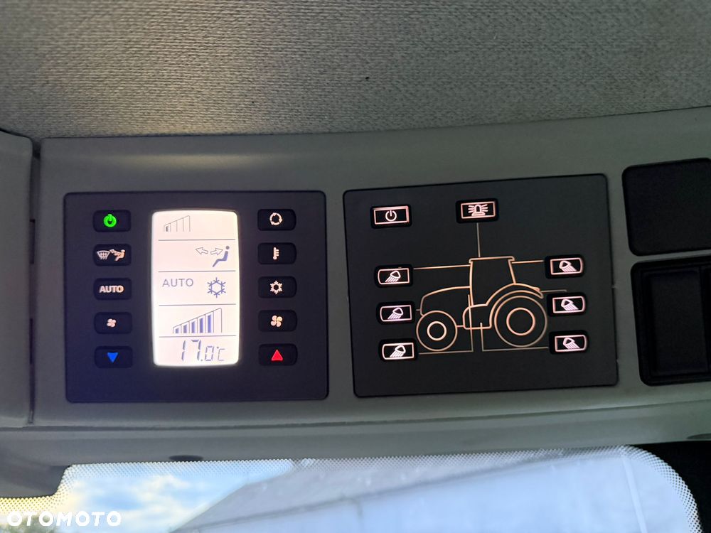 Claas Arion 520 - 25
