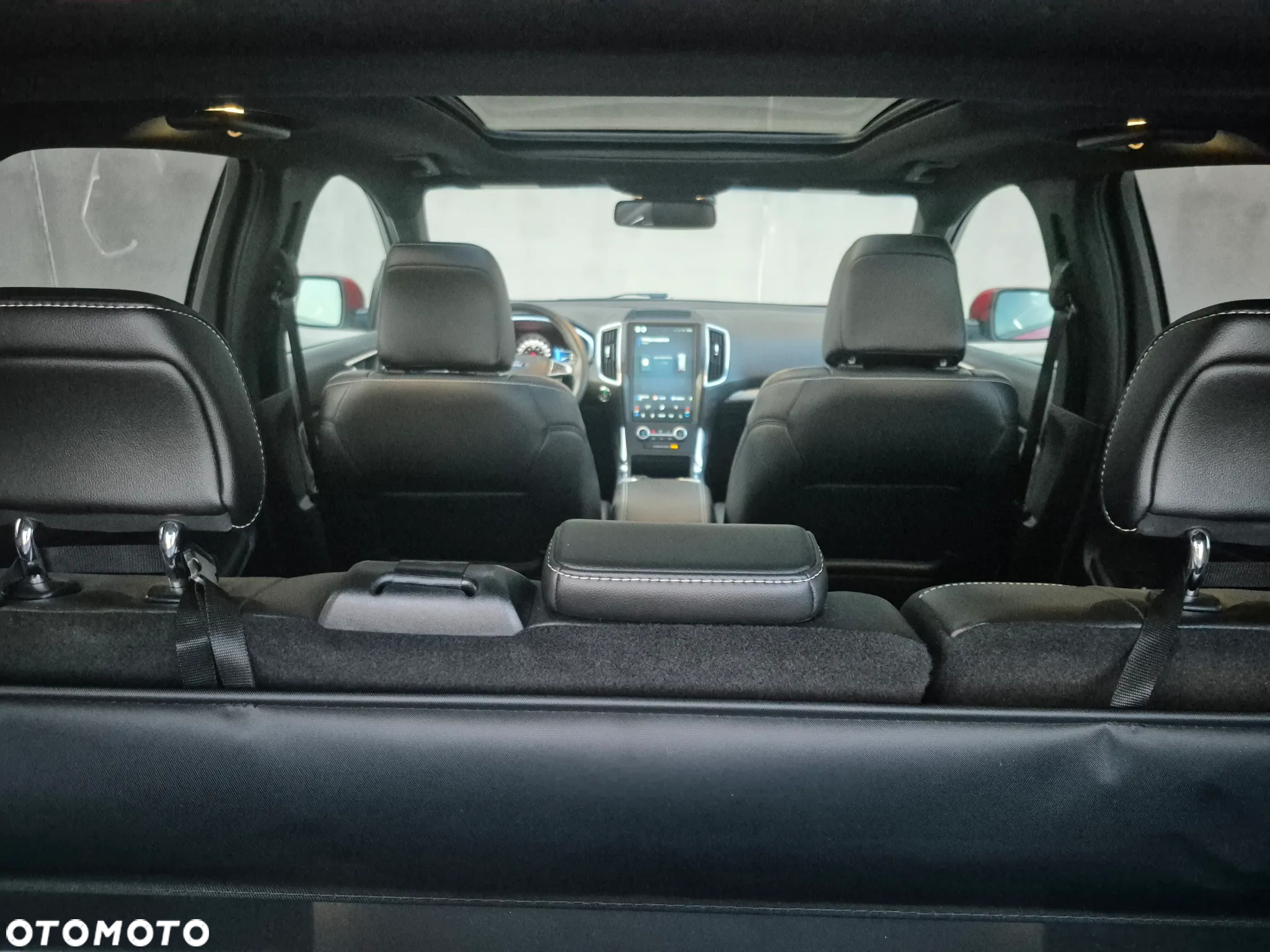 Ford Edge - 32