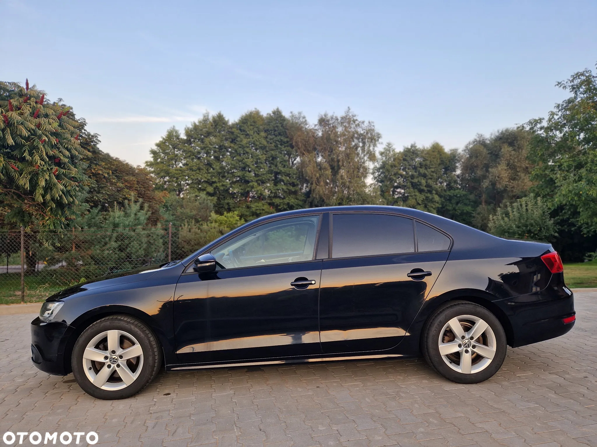Volkswagen Jetta 1.6 TDI BMT Comfortline - 8