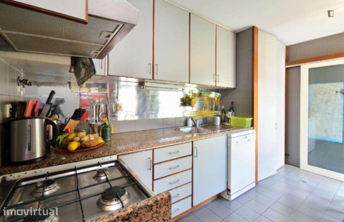 Quarto - localizado em Aldoar Porto - Grande imagem: 4/9