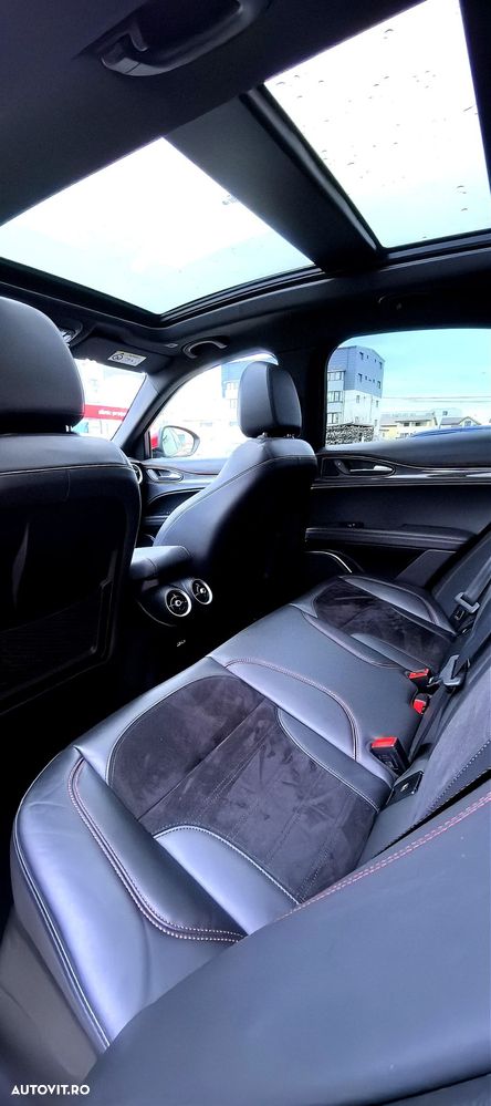 Alfa Romeo Stelvio 2.9 V6 Turbo AWD AT8 Quadrifoglio - 20