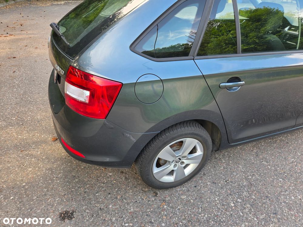 Skoda RAPID 1.2 TSI Ambition - 31
