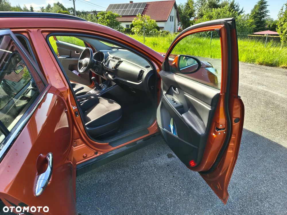Kia Sportage 2.0 CVVT 4WD Vision - 11