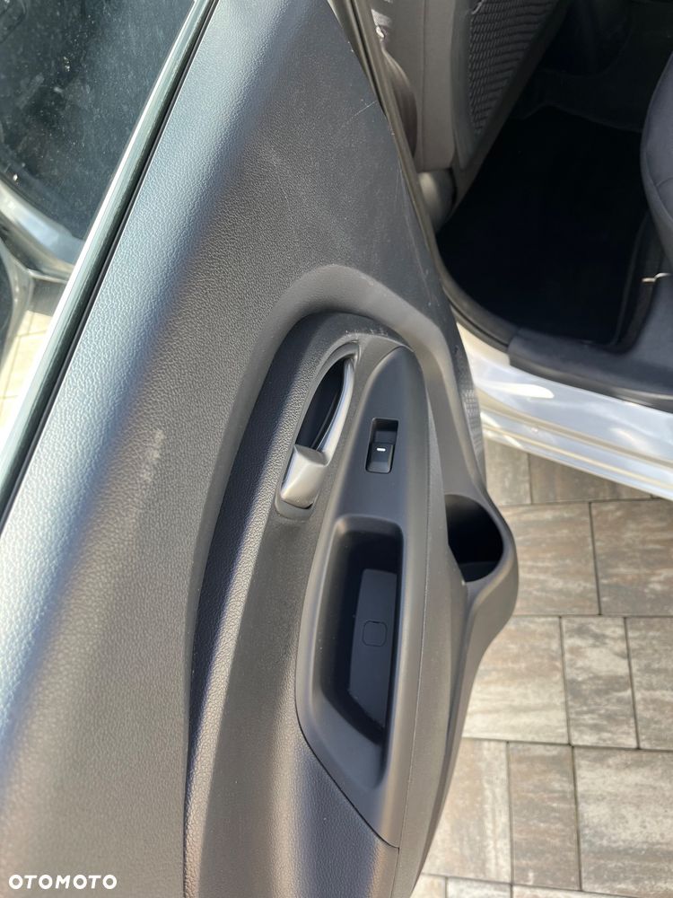 Kia Rio 1.2 Edition 7 - 21