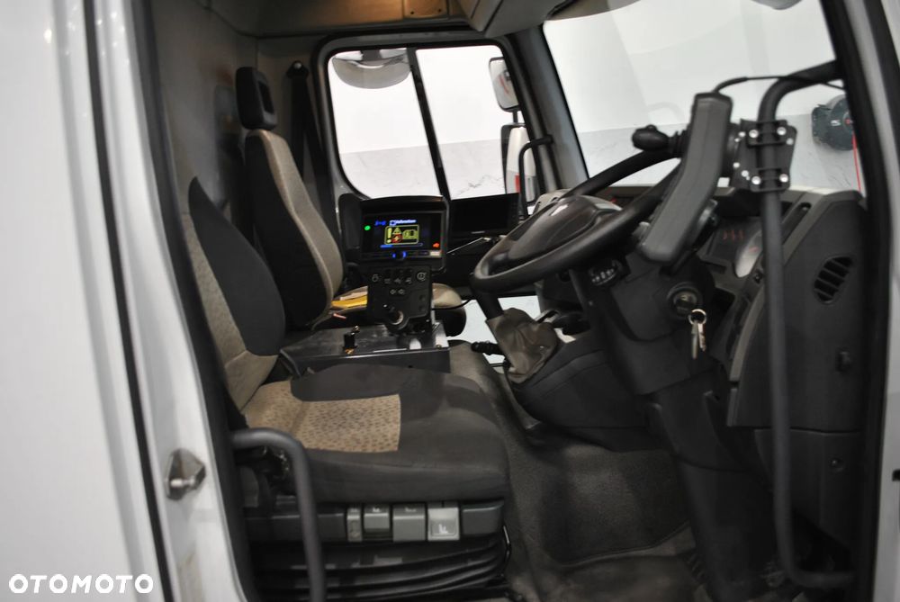 Renault Midlum 220 Zamiatarka SEMAT Johnston Szczotki L/R 2014r 2770 Mth - 13