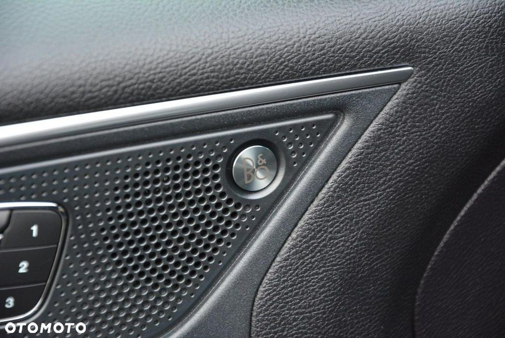 Ford Edge 2.0 EcoBlue Bi-Turbo 4x4 ST-LINE - 31