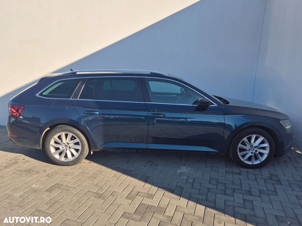 Skoda Superb 1.6 TDI DSG Style - 4