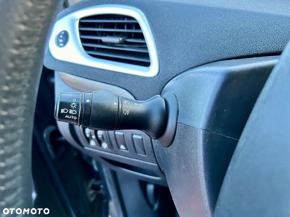 Renault Scenic 2.0 16V 140 CVT Dynamique - 31