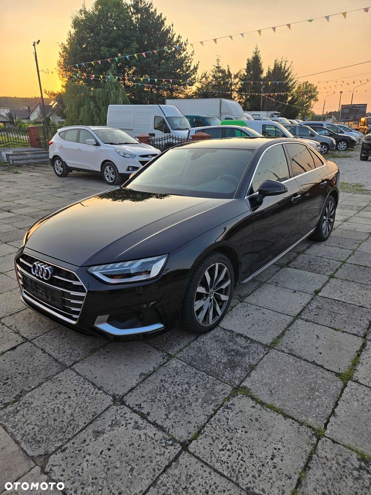 Audi A4 Limousine - 4
