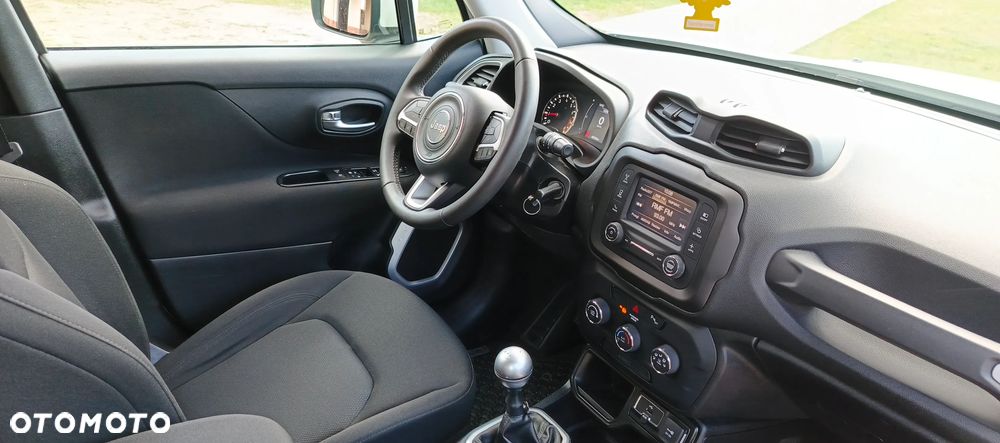 Jeep Renegade 1.6 E-TorQ Longitude FWD - 23