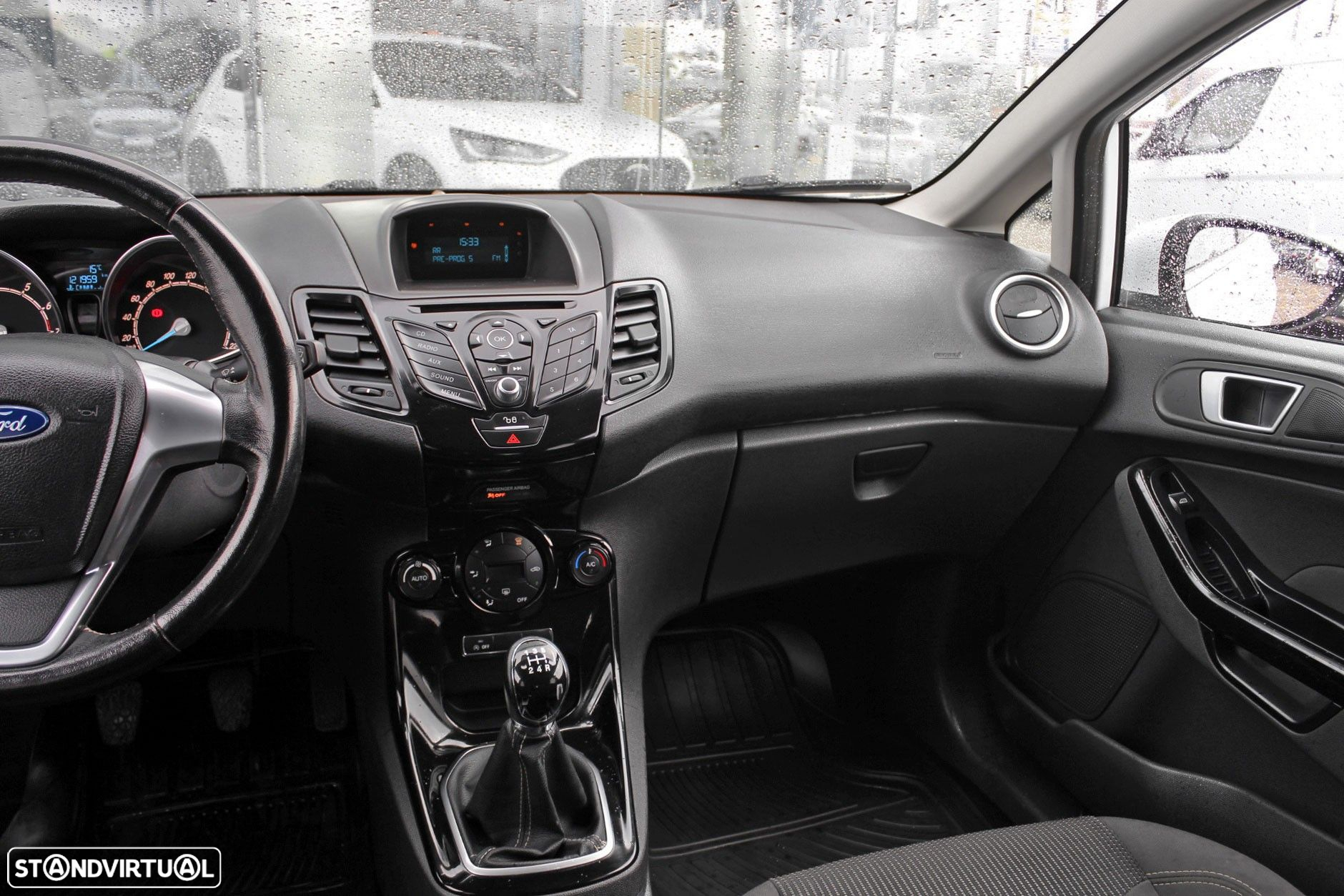 Ford Fiesta 1.0 Ti-VCT Titanium - 23