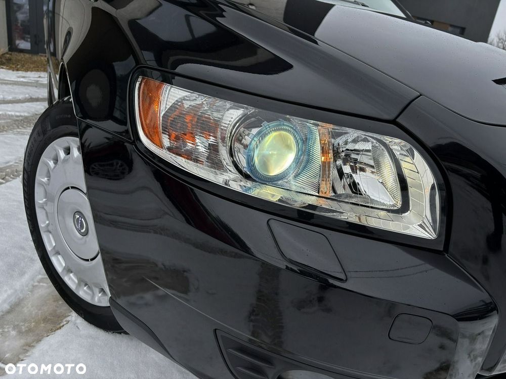 Volvo V50 - 12