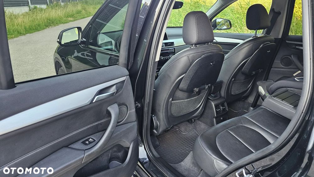 BMW X1 xDrive20i GPF Sport Line sport - 20