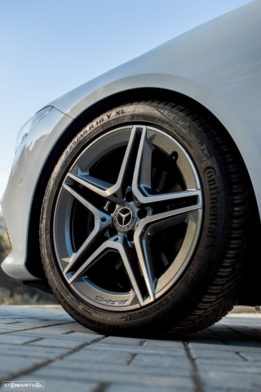 Mercedes-Benz CLA 180 - 3