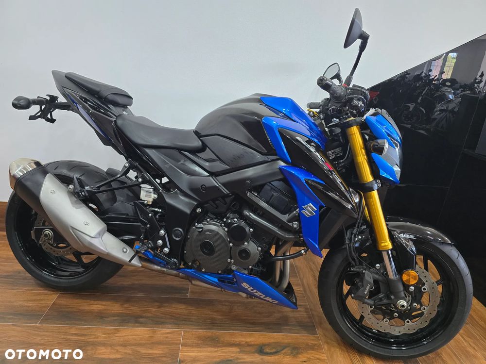 Suzuki GSX - 1