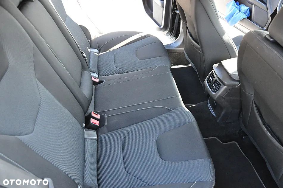 Ford Mondeo 2.0 TDCi Trend PowerShift - 21