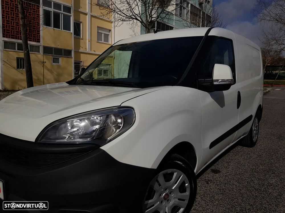 Fiat Doblo 3 Lugares - 52