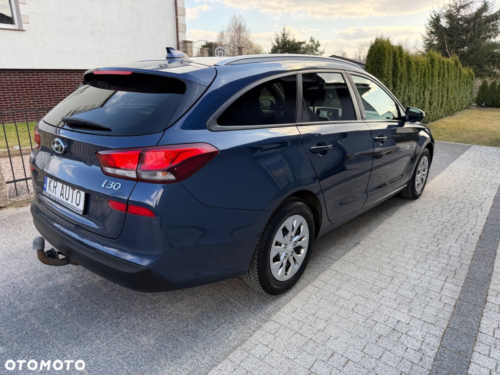 Hyundai i30 1.6 D GO Plus DCT - 25