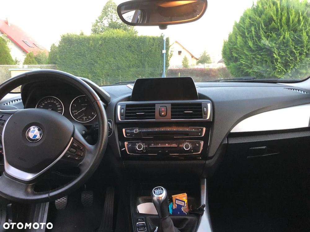 BMW Seria 1 116d - 5