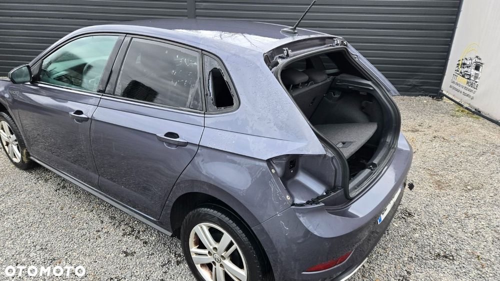 Volkswagen Polo - 18