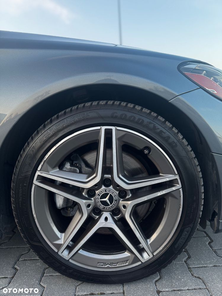 Mercedes-Benz Klasa C 300 4Matic 9G-TRONIC AMG Line - 15