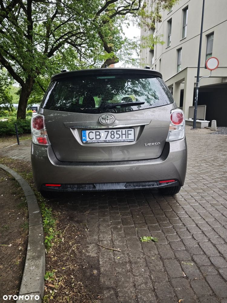 Toyota Verso 1.8 Premium MS 7os EU6 - 4
