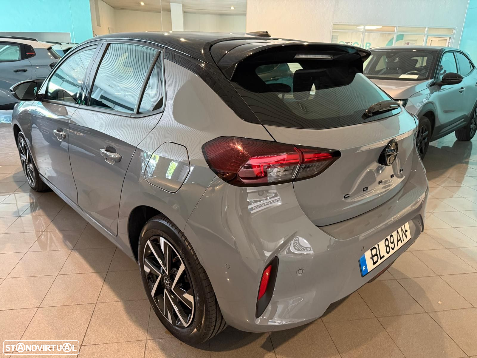 Opel Corsa 1.2 T GS Line Aut. - 4