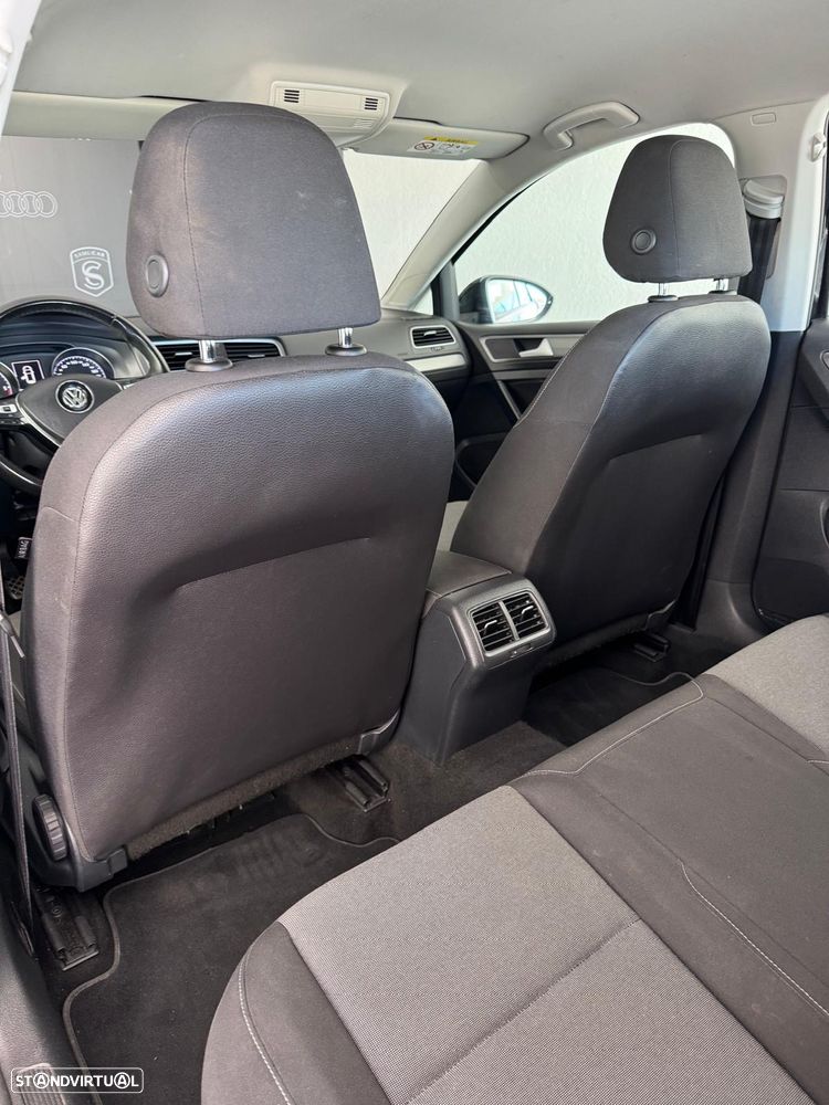 VW Golf 1.6 TDi Trendline - 14