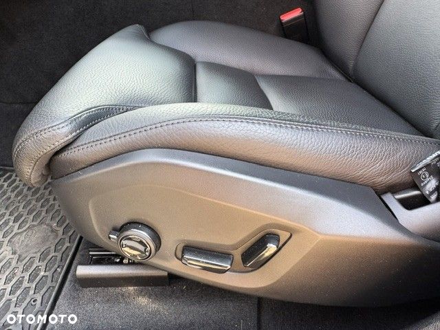 Volvo XC 60 B4 D Geartronic Inscription - 12