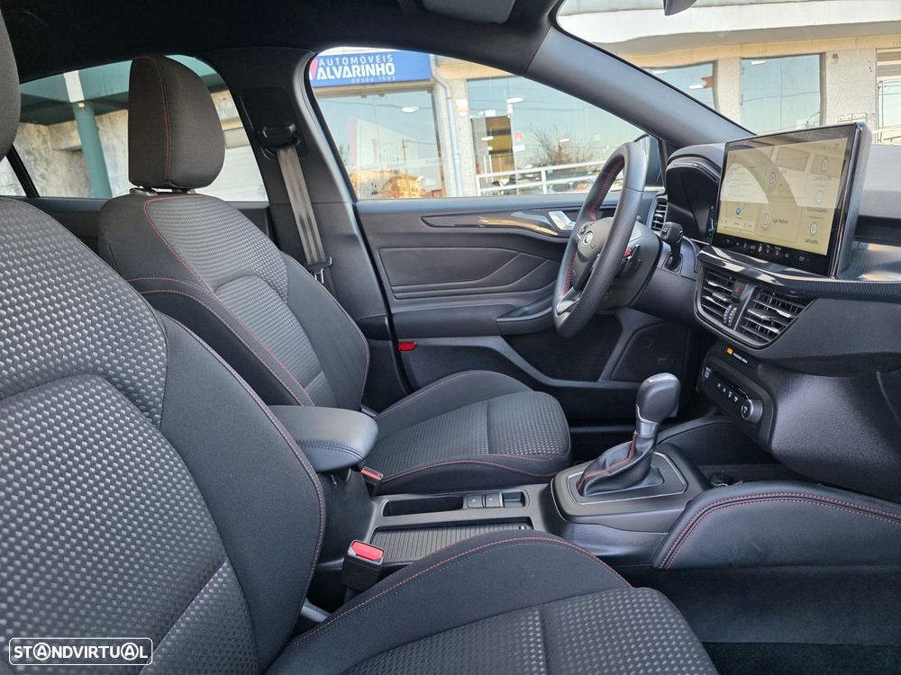 Ford Focus 1.0 EcoBoost MHEV ST-Line X Aut. - 30