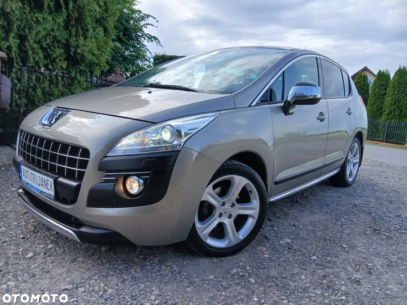 Peugeot 3008 1.6 Premium+ - 11