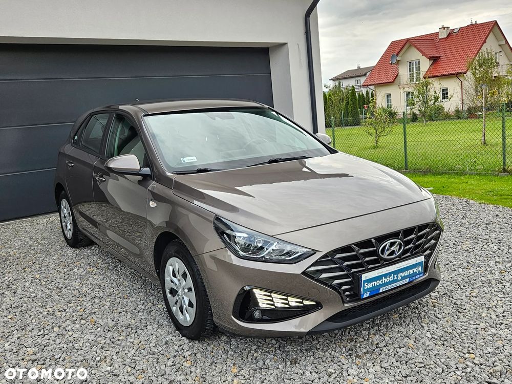 Hyundai i30 1.5 DPI Classic + - 3