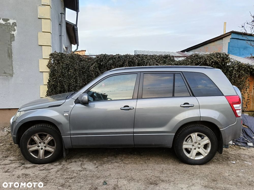 Suzuki Grand Vitara 1.9 DDiS - 3