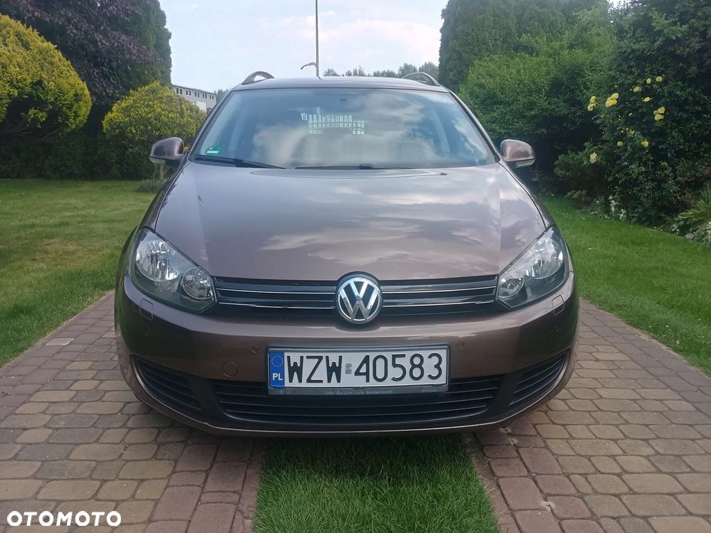 Volkswagen Golf - 6