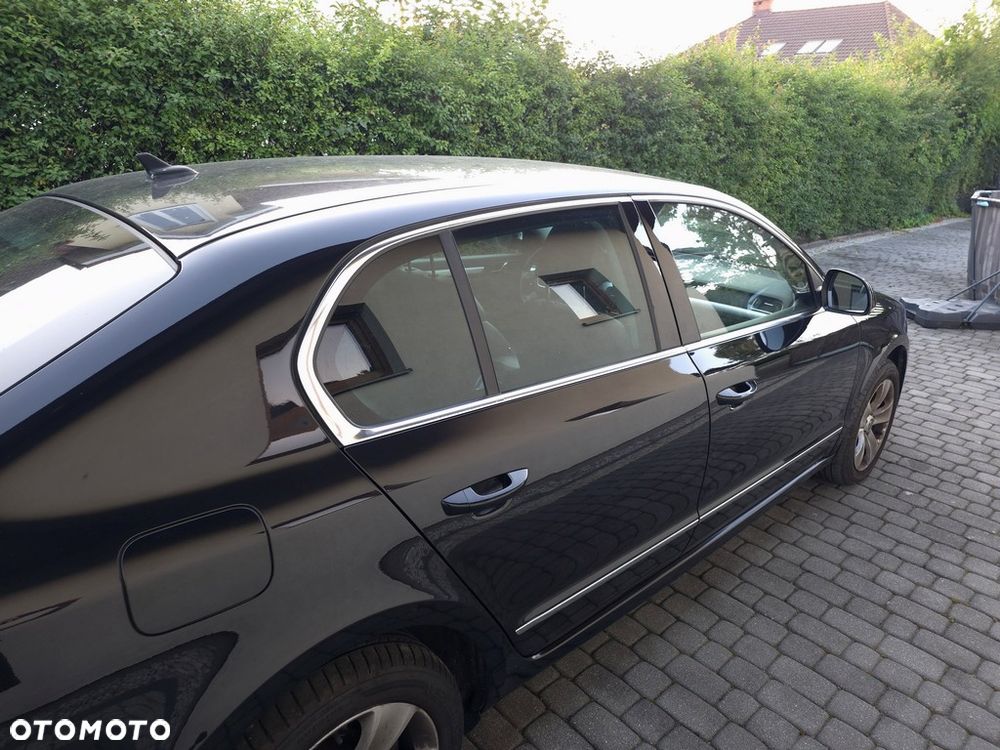 Skoda Superb 2.0 TDI Platinum - 30