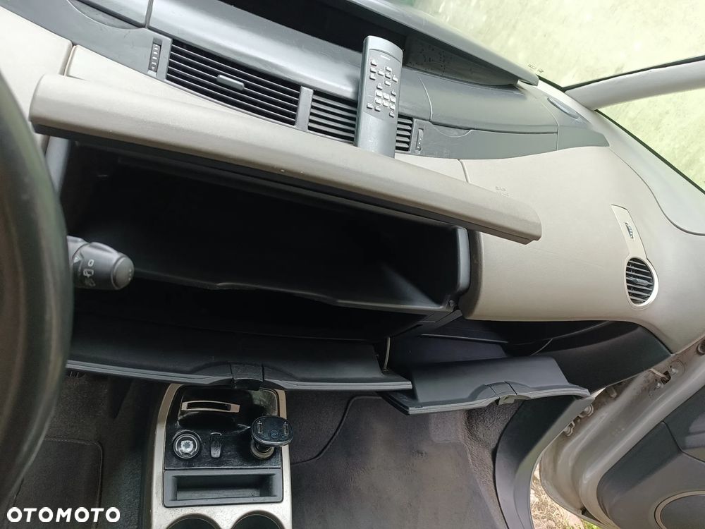 Renault Grand Espace 2.0 Dynamique - 21