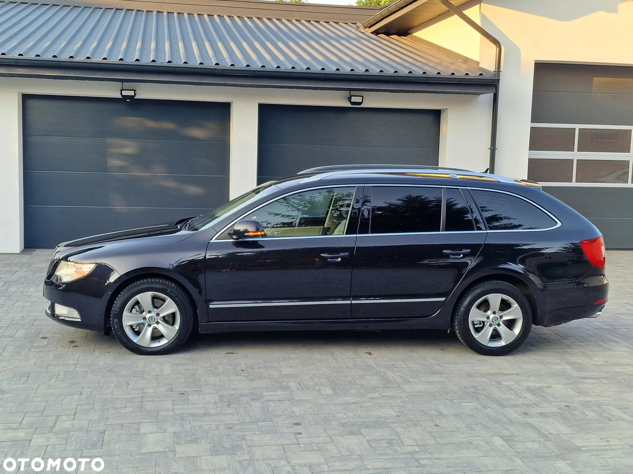 Skoda Superb 2.0 TDI Platinum DSG - 8