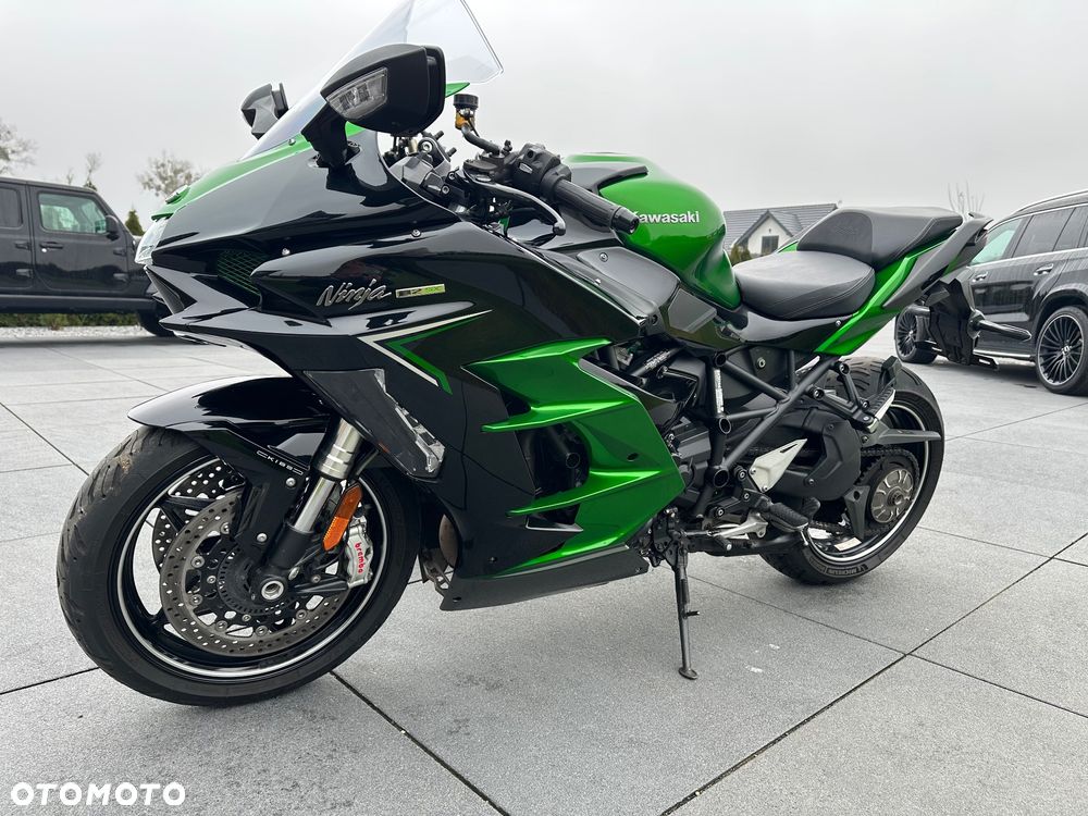 Kawasaki Ninja H2 SX - 16