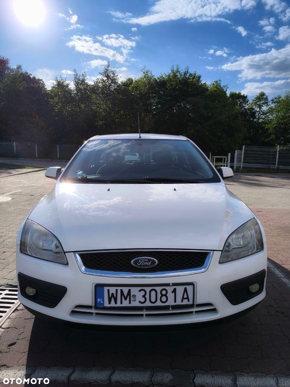 Ford Focus 1.6 Ambiente - 1