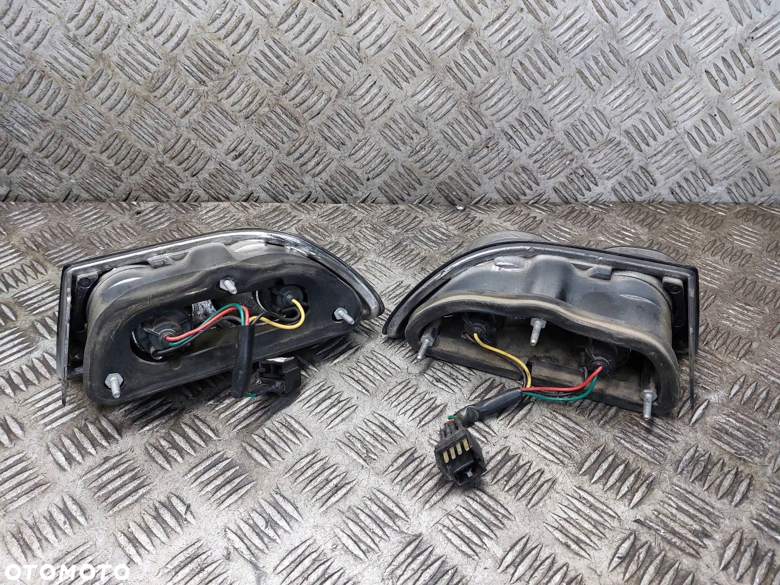 LAMPA LEWY PRAWY TYŁ W BŁOTNIKI ALFA ROMEO 156 LIFT KOMBI TUNING SONAR - 5