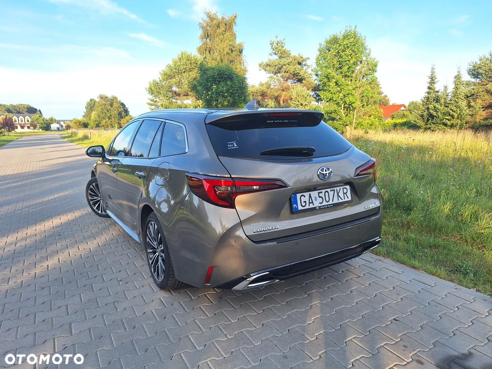 Toyota Corolla - 3