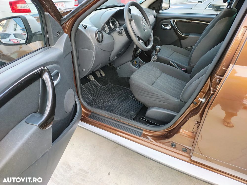 Dacia Duster 1.5 dCi 4x2 Laureate - 21