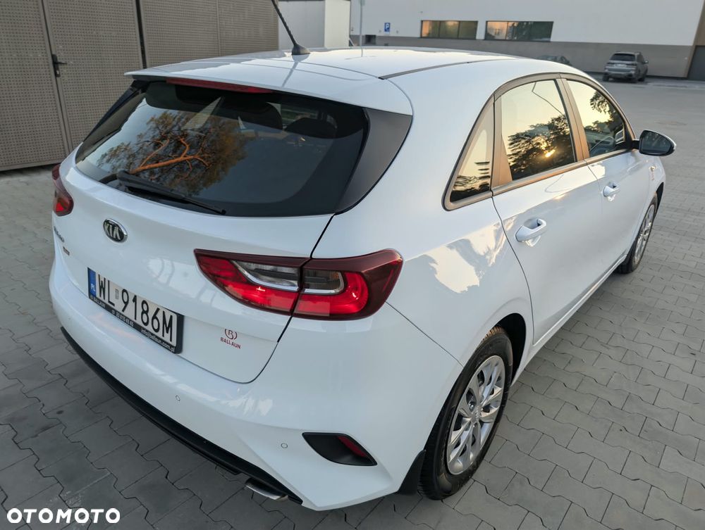Kia Ceed - 10