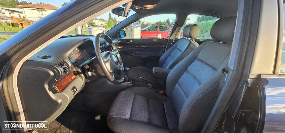 Audi A4 1.9 TDI m5 - 5